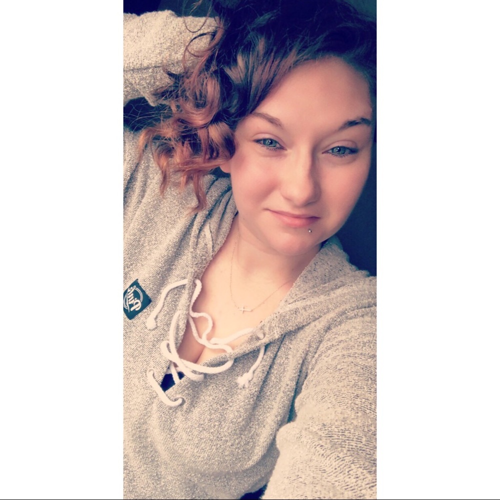 Meet your Posher, Ashli